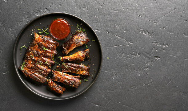Grilled spare ribs