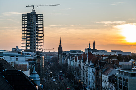 Blick &uuml;ber die Schlo&szlig;strasse zum Steglitzer Kreisel