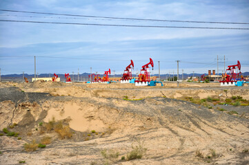 Oilfield prospects in Tarim Basin, Xinjiang, China - obrazy, fototapety, plakaty