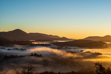 Obraz premium landschaft im pfälzer wald an den geiersteinen