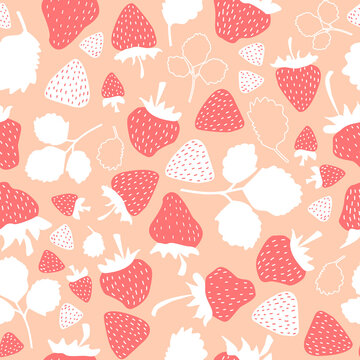 Seamless pattern with pink and white Strawberries, leaves. Vector background © Viktoria Skripkina