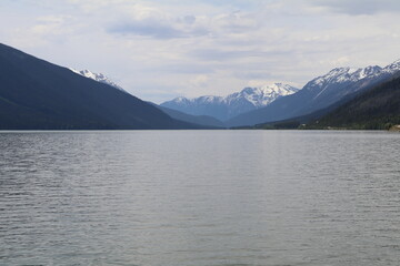 Obraz premium Wonderful road trip through Banff and Jasper national park in British Columbia, Canada. An amazing day in Vancouver. What a beautiful nature in Canada with so many animals and mountains.