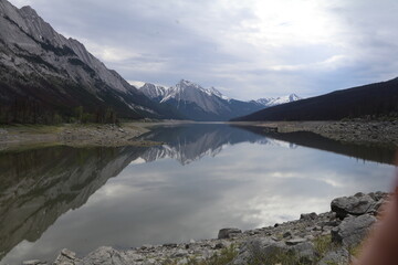 Fototapeta premium Wonderful road trip through Banff and Jasper national park in British Columbia, Canada. An amazing day in Vancouver. What a beautiful nature in Canada with so many animals and mountains.