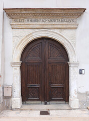 The gate to one of the antique houses in the Old Town.