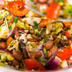 Bean salad, bell pepper, chicken, onion, tomato, dill, vegetable oil, healthy food