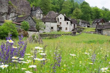 Bergdorf im  Valle Maggia