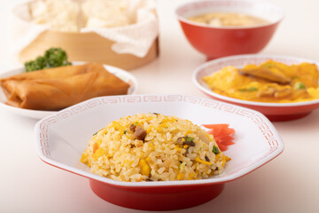 五目チャーハン