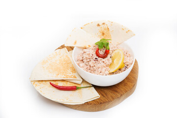 Mas huni, traditional Maldivian breakfast on a white background