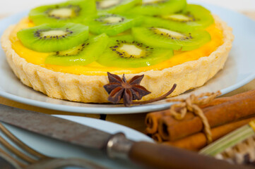 kiwi  pie tart and spices