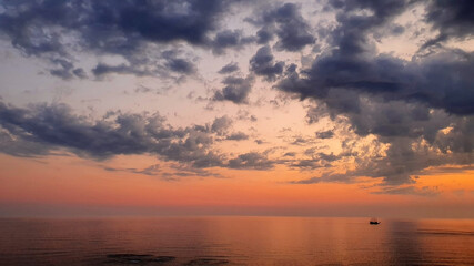 Fototapeta na wymiar Sunset of sea beach and colorful sky background.