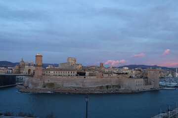 Le fort Saint Jean, vue de l'ext&eacute;rieur, ville de Marseille, d&eacute;partement des Bouches du Rh&ocirc;ne, France