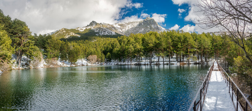 Embalse del r&iacute;o Samburiel, en el valle de la Barranca, Comunidad de Madrid