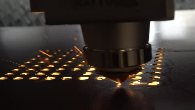 laserowe cięcie blachy, wycinanie wzorów laserem w metalu