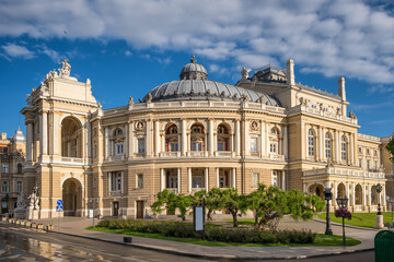 Fototapeta na wymiar Beautiful building of the opera and ballet theatre in Odessa, Ukraine