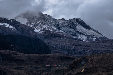 Obraz premium mountains in the snow