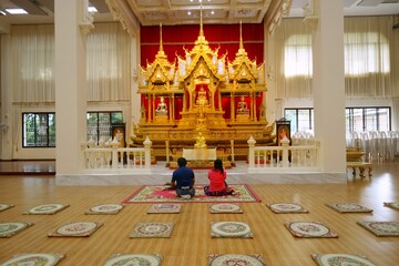 buddha statue in temple