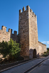 Fototapeta na wymiar walls of the old medieval city of Montblanc, Tarragona. Catalonia