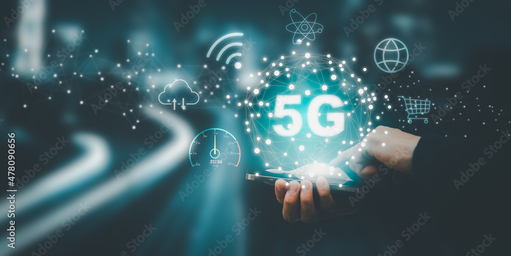 Poster global network connection 5g on hand business man.global network connection 5g with icon concept, te
