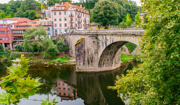 Brücke São Goncalo   Amarante - Stadt portugiesischen Region  Norte  Tâmega  Nebenfluss  Douro Portugal