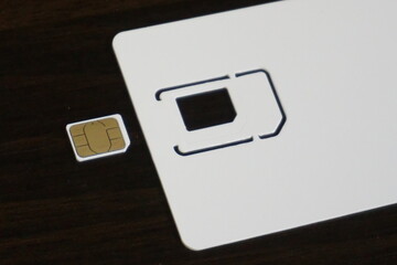 格安SIMカード（MVNO）