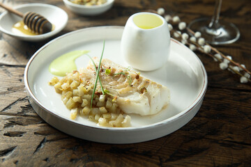 Roasted cod with pear and Jerusalem artichoke