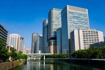 Obraz premium 大阪市 淀屋橋、中之島の高層ビル群