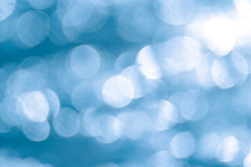 Obraz premium Blue and white bokeh abstract background