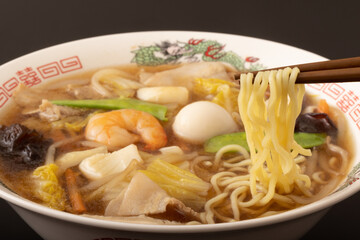 五目ラーメン　(五目あんかけラーメン)