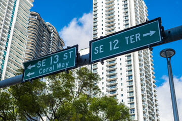 Fototapeta premium Cityscape sign view in the downtown Brickell district in Miami