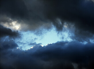 Obraz premium Dark sky with storm clouds