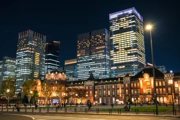 Poster 東京都 夜の東京駅と超高層ビル © 健太 上田