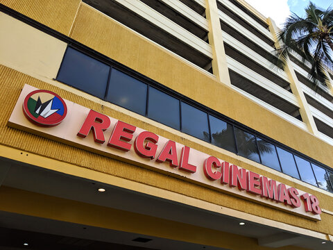 Regal Cinemas Sign At Dole Cannery