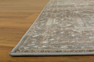 Carpet, Ruge Detail