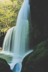 滝　waterfall