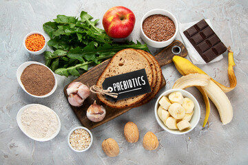 Best sources of prebiotic on light background.