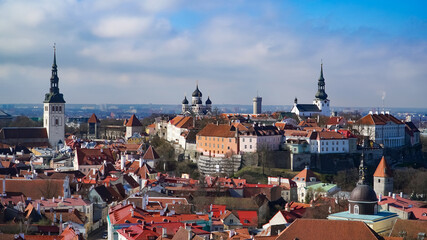 Obraz premium Tallinn skyline, Estonia. Aerial view of Tallinn. Tallinn old town, Estonia.