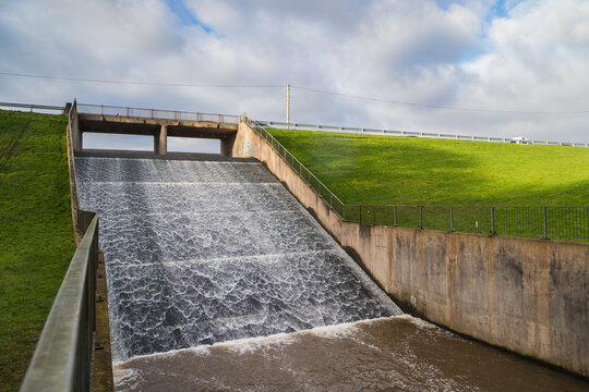 Looking up at the Carr Mill Dam