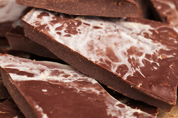 chocolate is broken into a large number of pieces