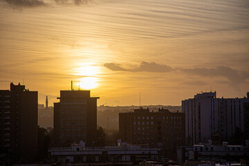 Obraz premium Bella puesta de sol ciudad