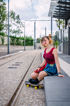 Jeune fille au Skate