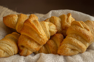 cesta de croissant 