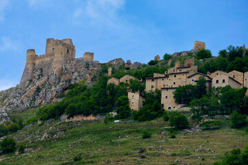 Fototapeta na wymiar Calascio, medieval village in the Gran Sasso Natural Park, Abruzzi