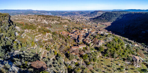 Le vieux village de Naves en Ardèche
