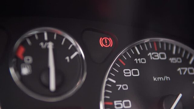 Apply the parking brake. Parking brake indication. Stopping and parking a car on a steep slope of a road or track. Remove the car from the parking brake. Skid. Drift.