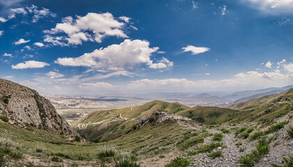 Fototapeta premium Mountains in Kyrgysztan on a bright day