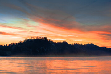 Fototapeta red sunset on the lake obraz