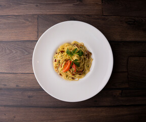 spaghetti with sauce