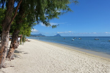 Scenic view of a beautiful tropical island beach