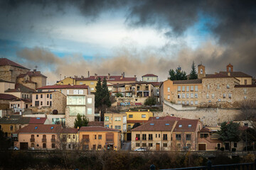 ribera del rio Duero A su paso por Zamora , España