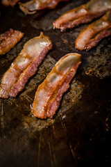 
Perfect Burger Classic Homemade Artisan Bacon Tomato Sauce Sausage Sweet Melted Cheese Onion Chicken Meat Pasta Shrimp Restaurant Menu Gourmet